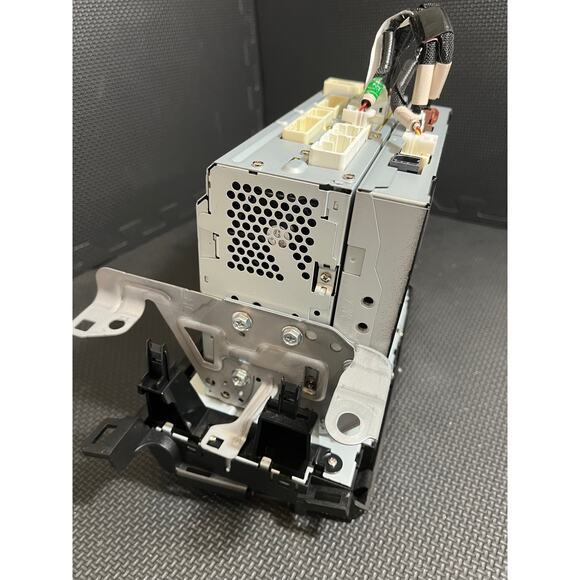 2013-18 Toyota Rav4 AM FM CD Player Radio Receiver Model: FT0045A AS IS - Picture 8 of 9